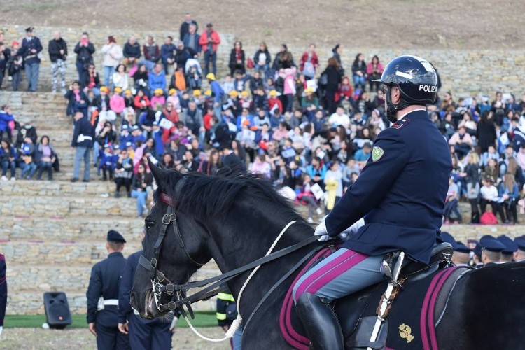 Selezione di personale della Polizia di Stato per i corsi di cavaliere e personale della Fanfara a Cavallo.—Titoli preferenziali